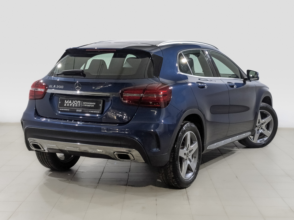 car-card-slide Mercedes-Benz GLA 2019 49 821км фото №5