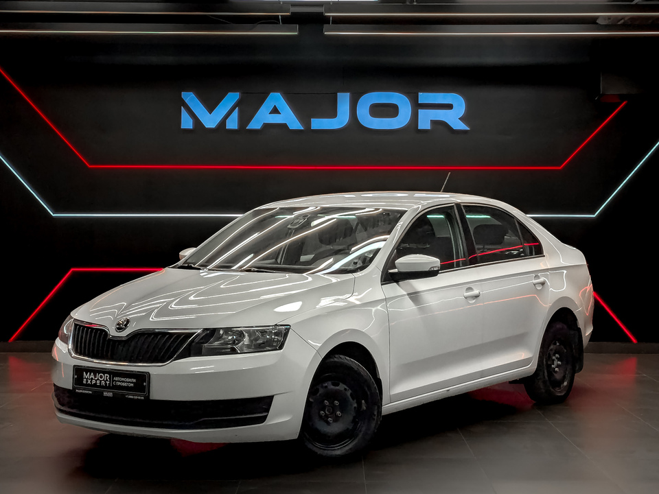 car-card-slide Skoda Rapid 2018 194 456км фото №1