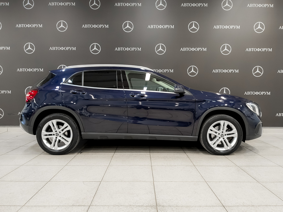 car-card-slide Mercedes-Benz GLA 2017 124 500км фото №4