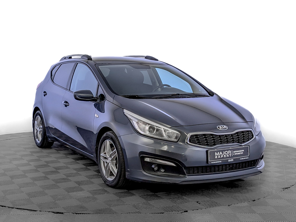 car-card-slide Kia Ceed 2017 143 061км фото №3