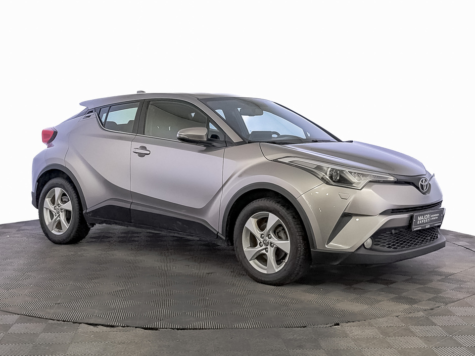 car-card-slide Toyota C-HR 2018 156 834км фото №3