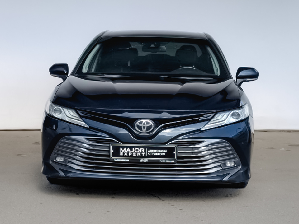 car-card-slide Toyota Camry 2018 139 488км фото №2