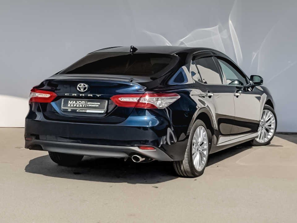 car-card-slide Toyota Camry 2018 139 488км фото №5