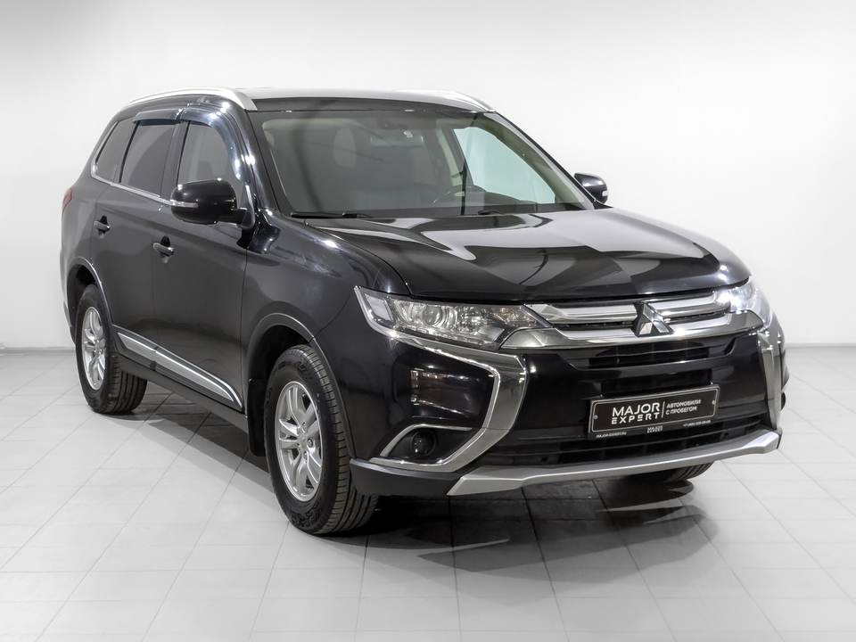car-card-slide Mitsubishi Outlander 2017 120 435км фото №3