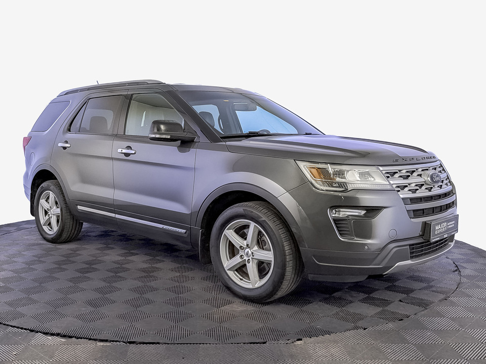 car-card-slide Ford Explorer 2019 123 073км фото №3
