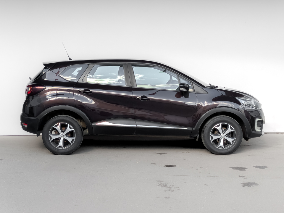 car-card-slide Renault Kaptur 2019 107 943км фото №4