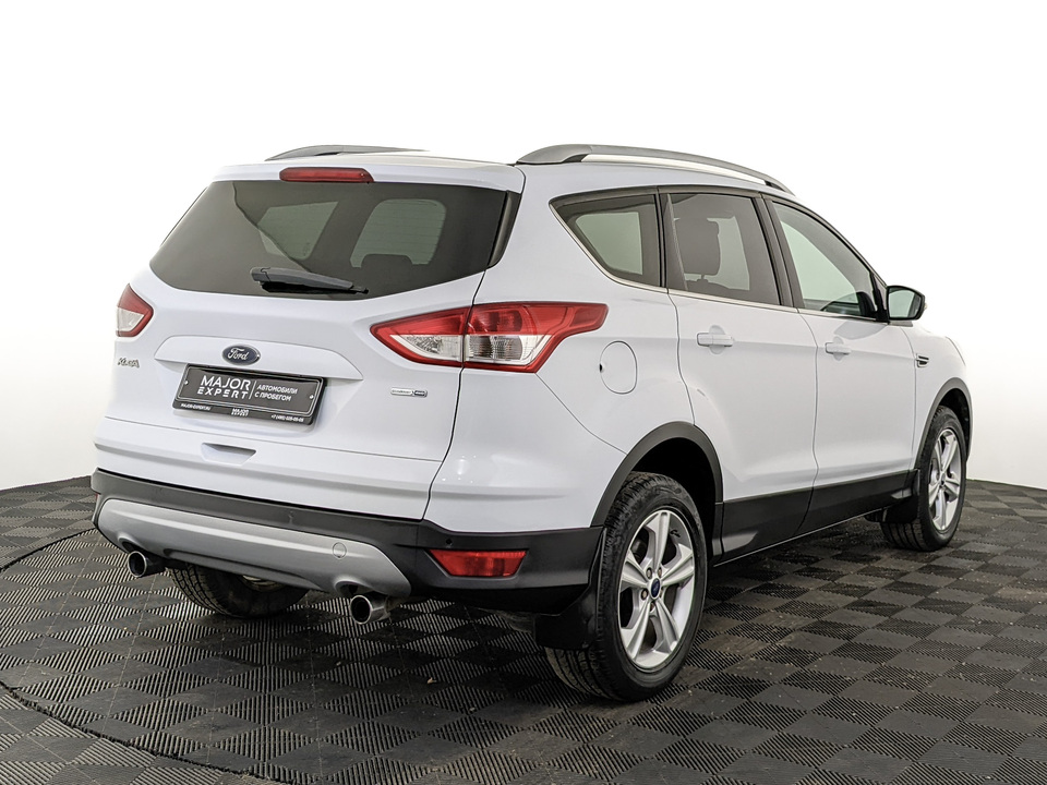 car-card-slide Ford Kuga 2016 87 440км фото №5