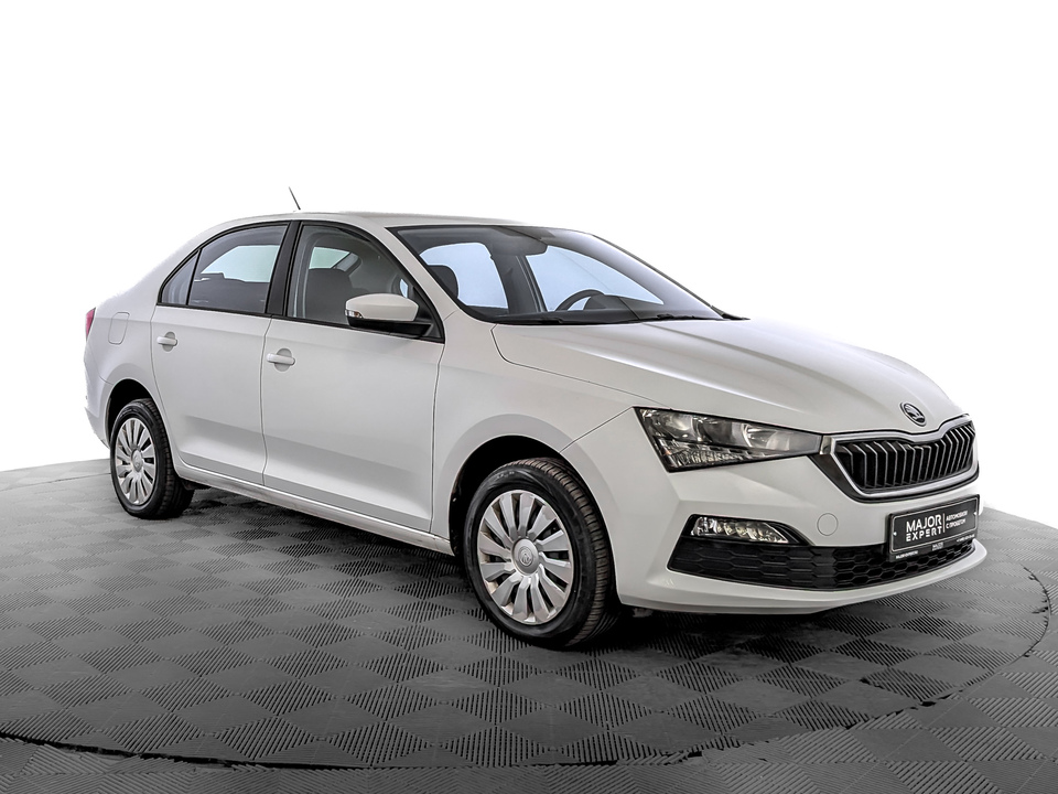 car-card-slide Skoda Rapid II 2020 93 423км фото №3