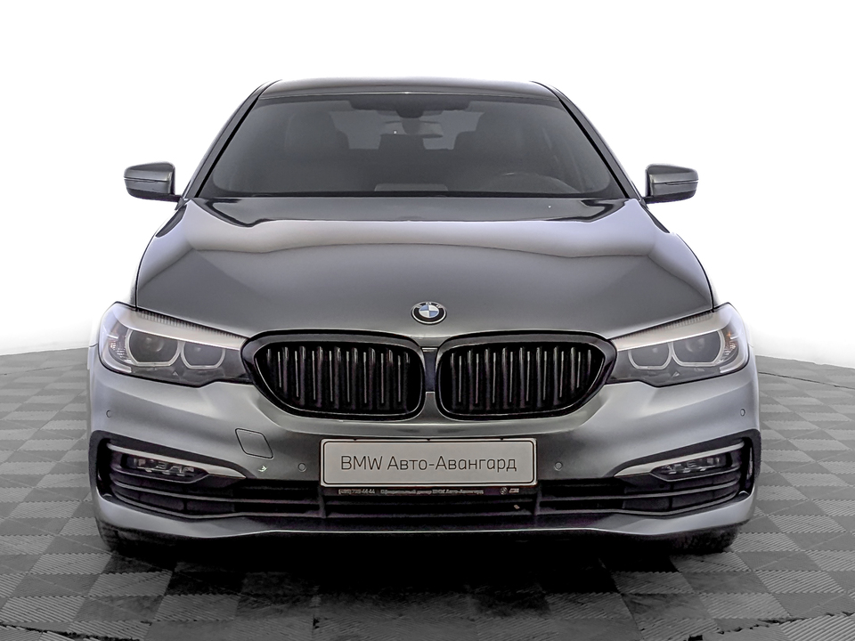 car-card-slide BMW 5 серии 2020 140 348км фото №2