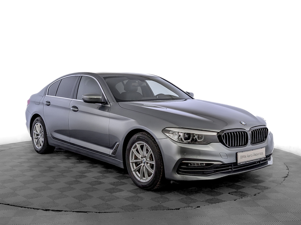 car-card-slide BMW 5 серии 2020 140 348км фото №3