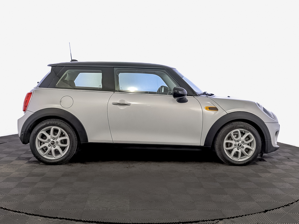 car-card-slide Mini Cooper 2018 73 661км фото №4
