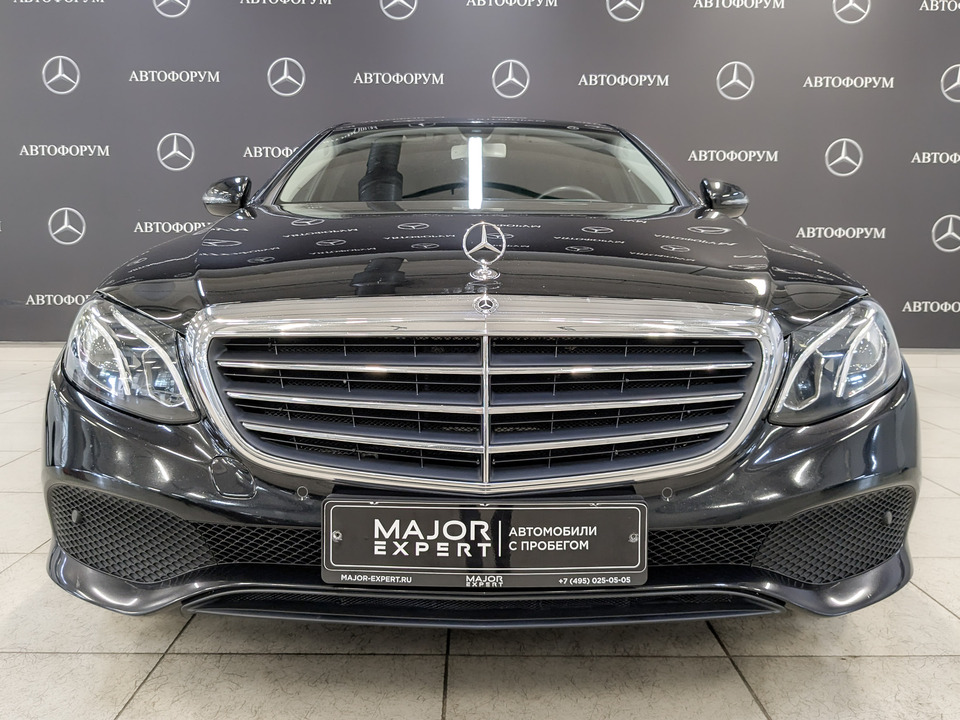 car-card-slide Mercedes-Benz E-Класс 2019 105 000км фото №2