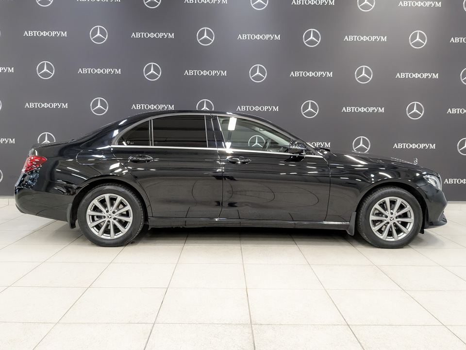 car-card-slide Mercedes-Benz E-Класс 2019 105 000км фото №4
