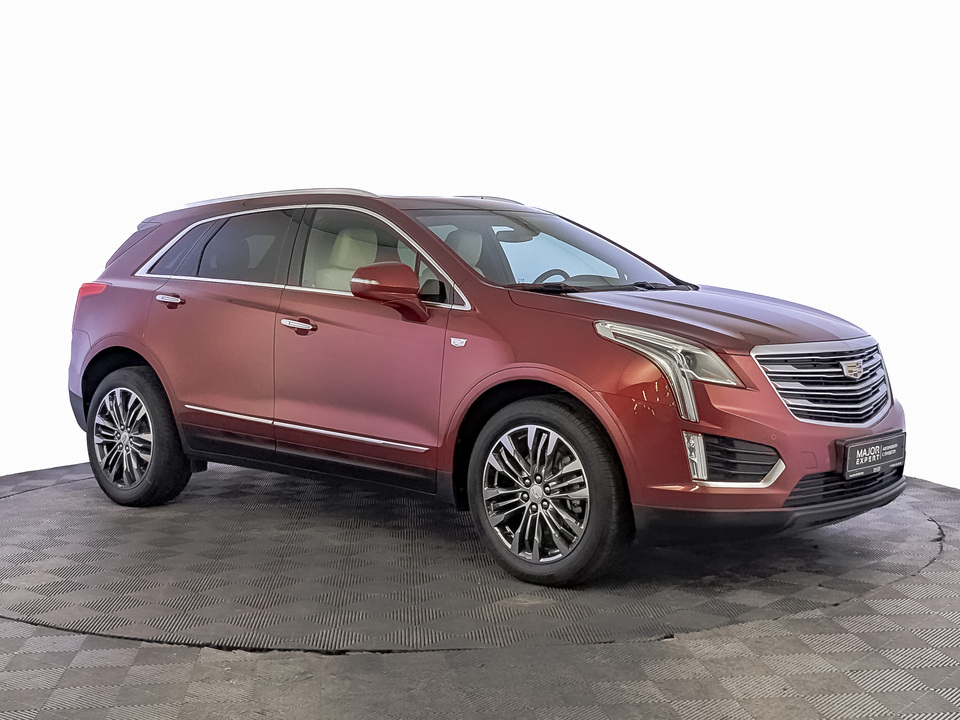 car-card-slide Cadillac XT5 2019 137 844км фото №3