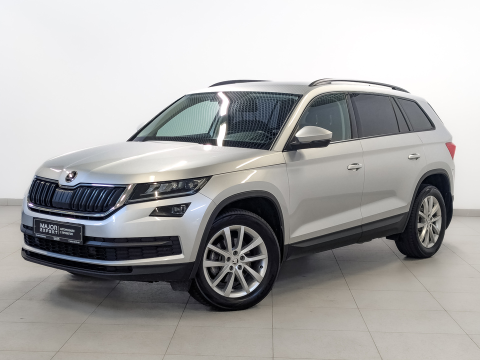 car-card-slide Skoda Kodiaq 2021 86 675км фото №1