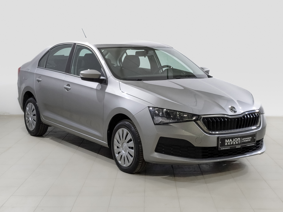 car-card-slide Skoda Rapid II 2021 72 188км фото №3