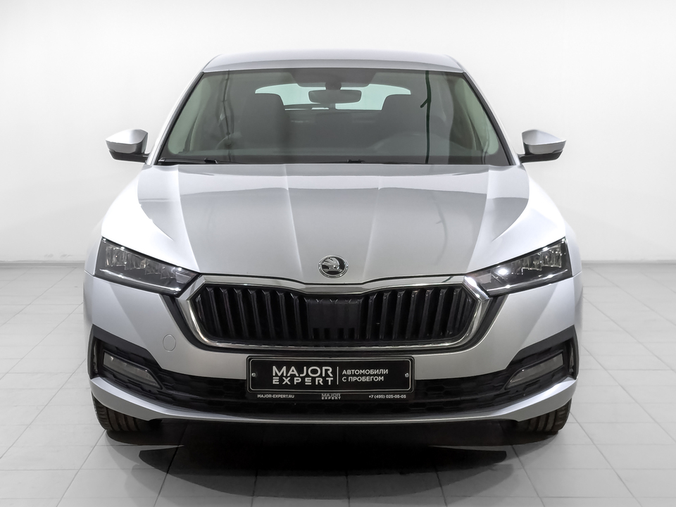 car-card-slide Skoda Octavia 2021 79 688км фото №2