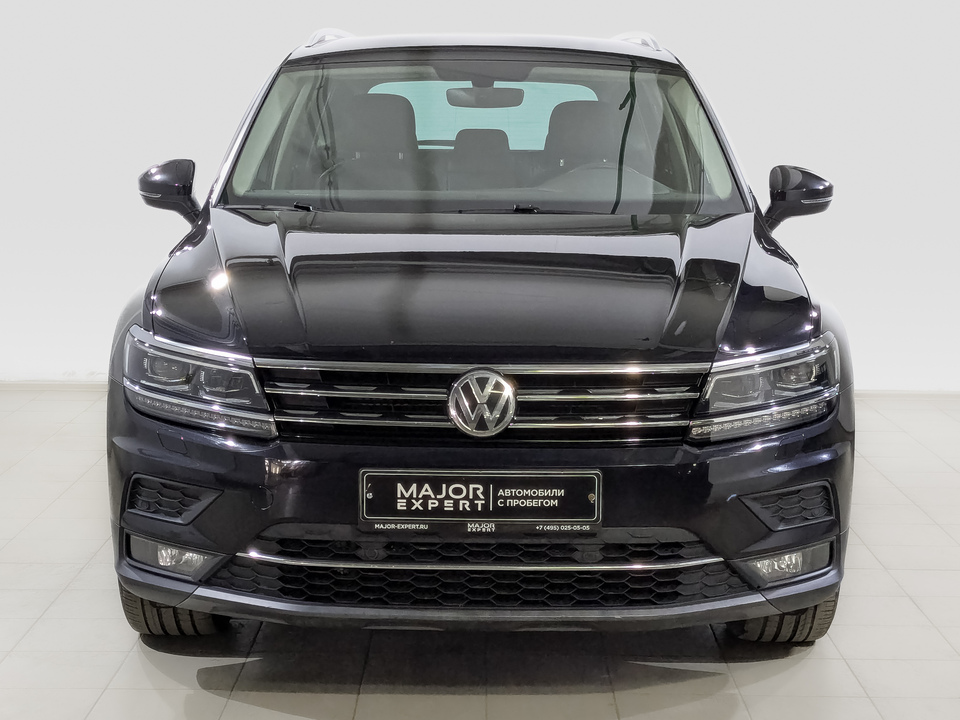 car-card-slide Volkswagen Tiguan 2018 84 489км фото №2