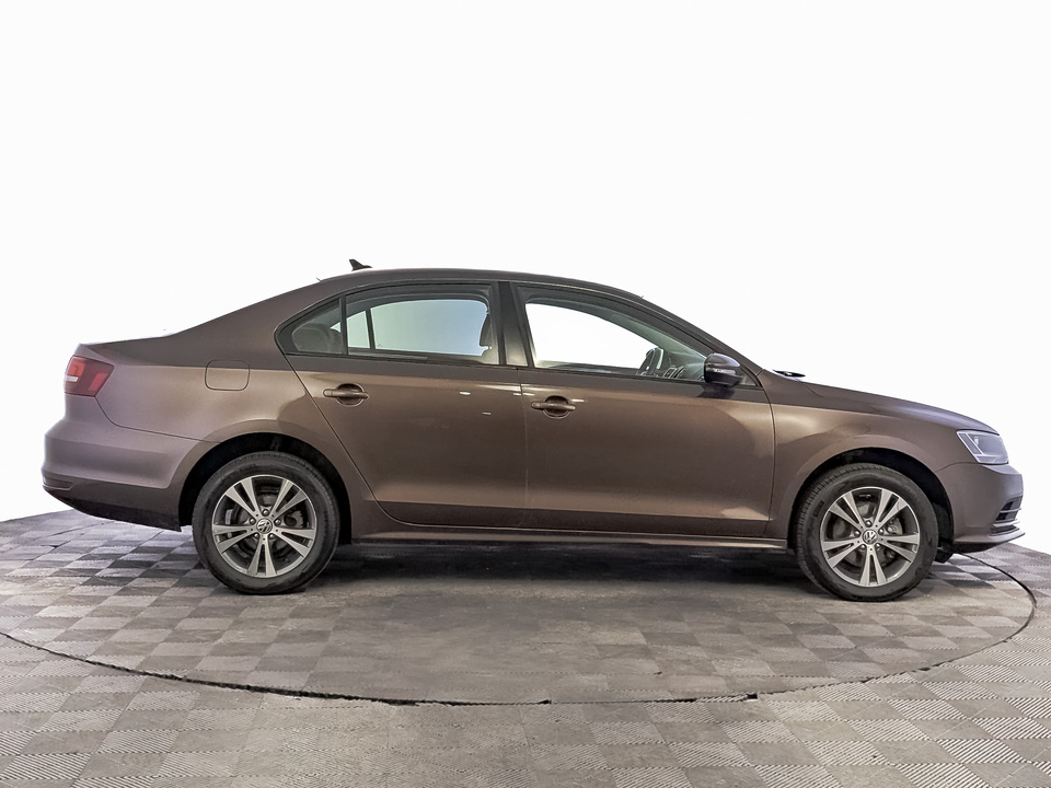 car-card-slide Volkswagen Jetta 2018 116 140км фото №4