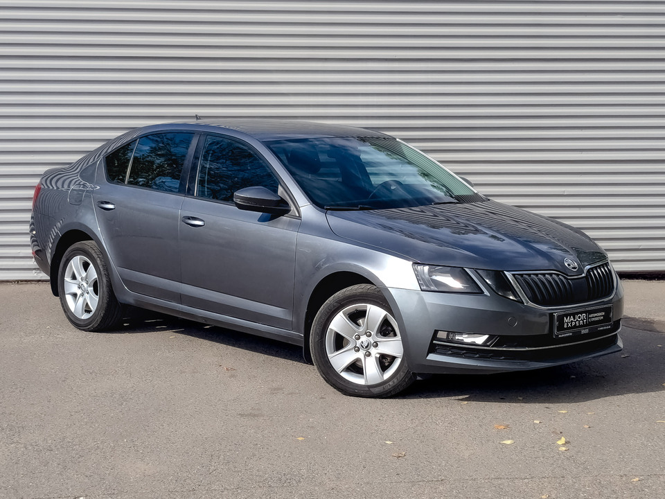 car-card-slide Skoda Octavia 2017 133 700км фото №3