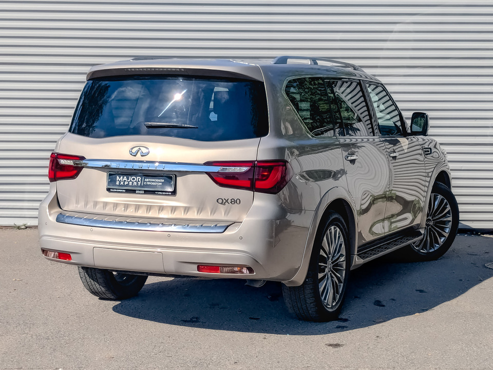 car-card-slide Infiniti QX80 2019 137 388км фото №5