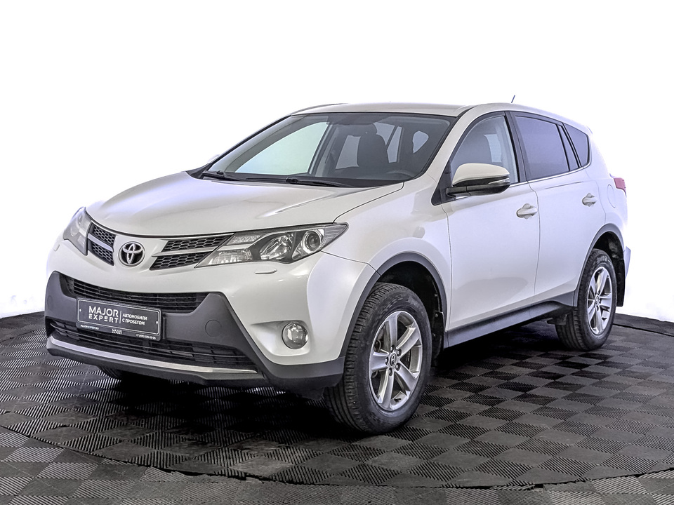 car-card-slide Toyota Rav-4 2015 180 630км фото №1