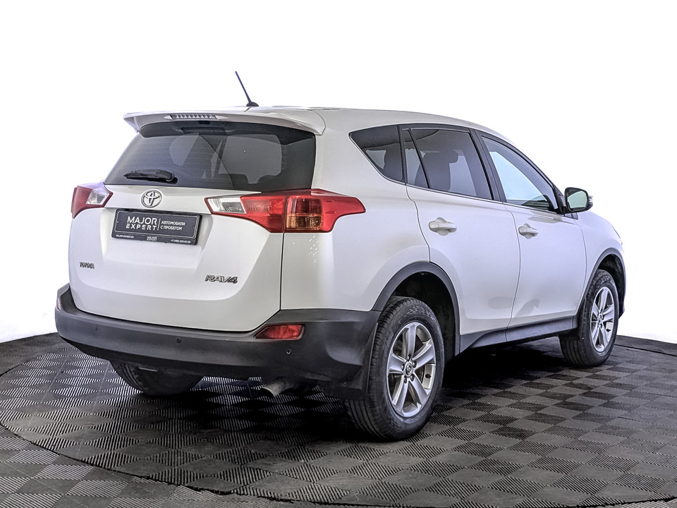 car-card-slide Toyota Rav-4 2015 180 630км фото №5