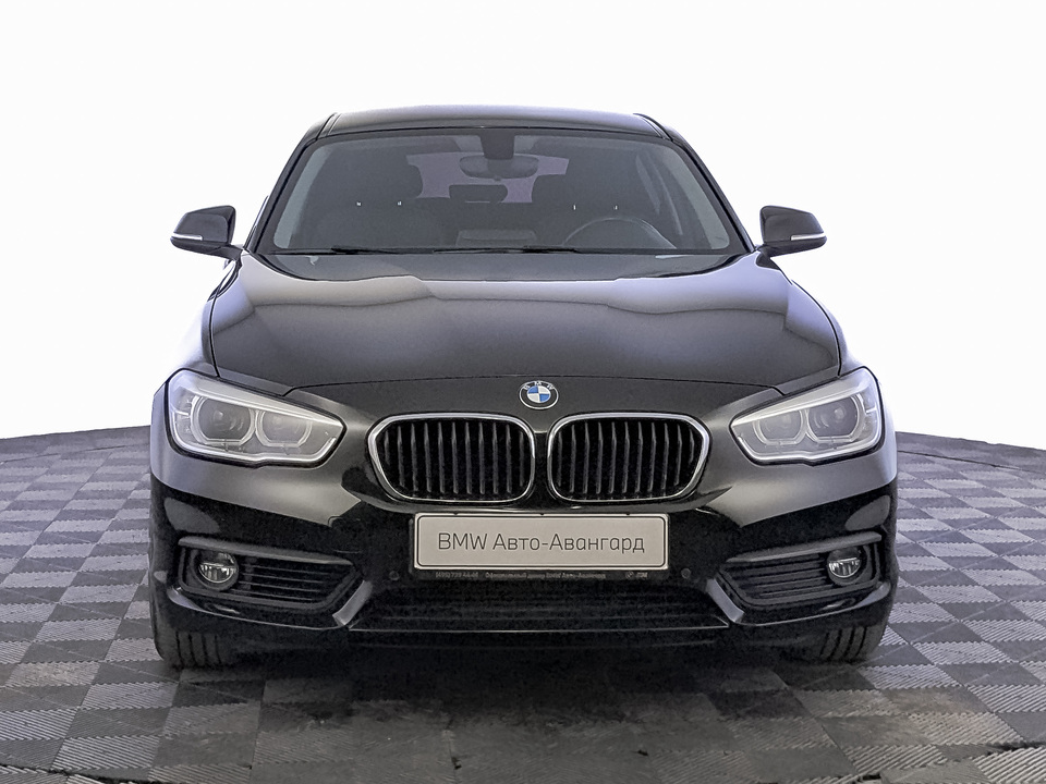 car-card-slide BMW 1 серии 2017 115 110км фото №2