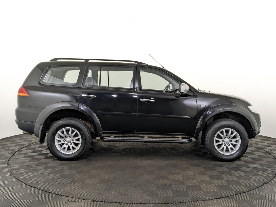 car-card-slide Mitsubishi Pajero Sport 2012 105 935км фото №4
