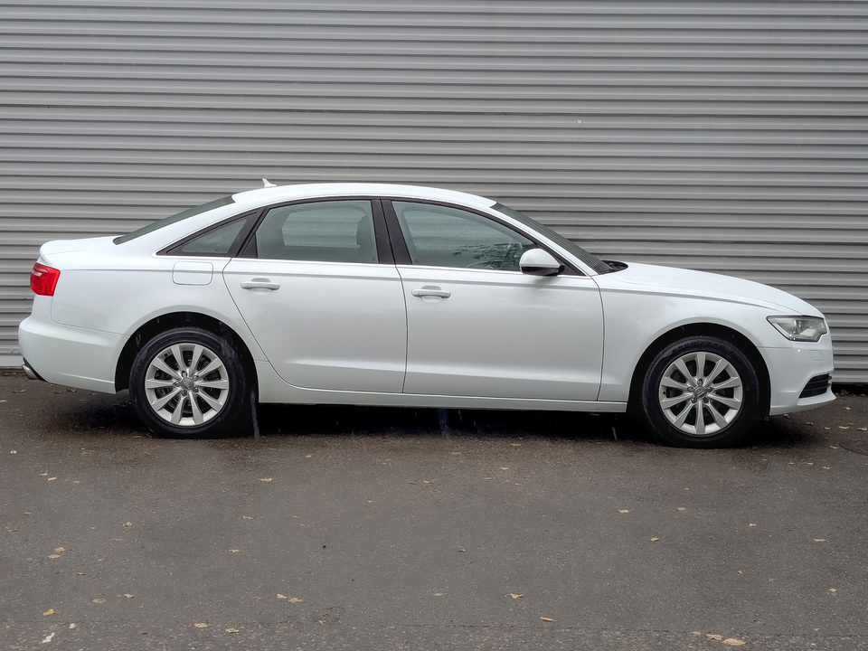 car-card-slide Audi A6 2014 91 962км фото №4