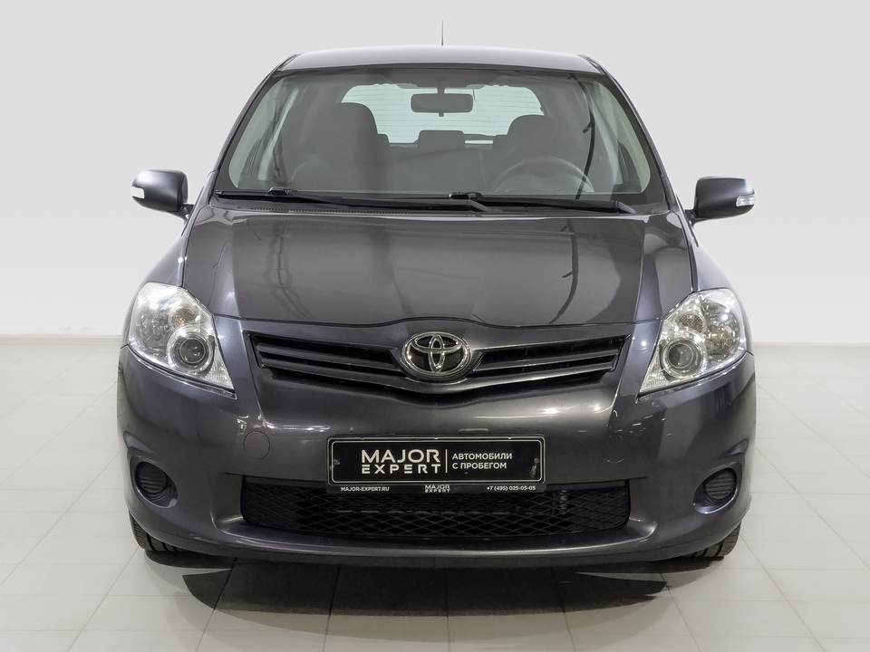 Toyota Auris 2010 72 602км фото №2