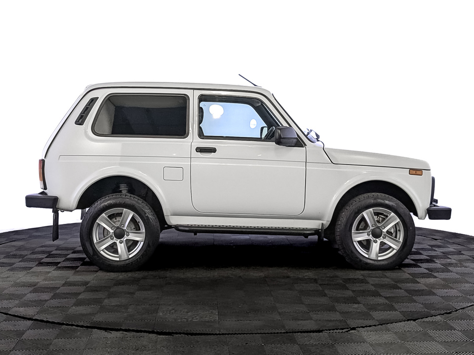 car-card-slide Lada Niva Legend 2024 52 284км фото №4