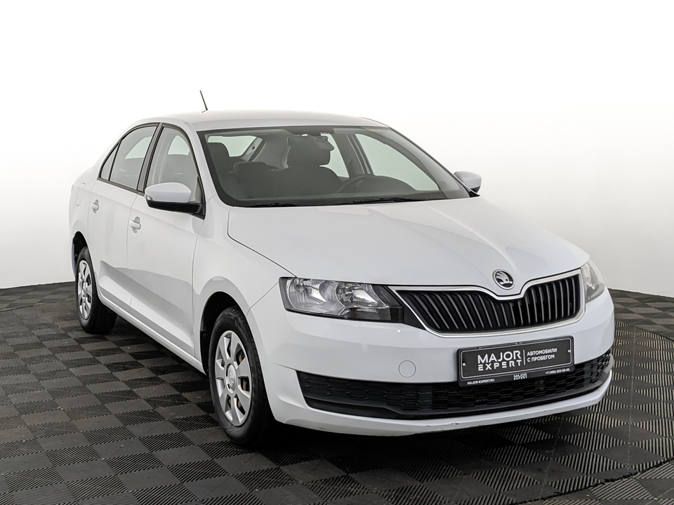 car-card-slide Skoda Rapid 2019 161 541км фото №3