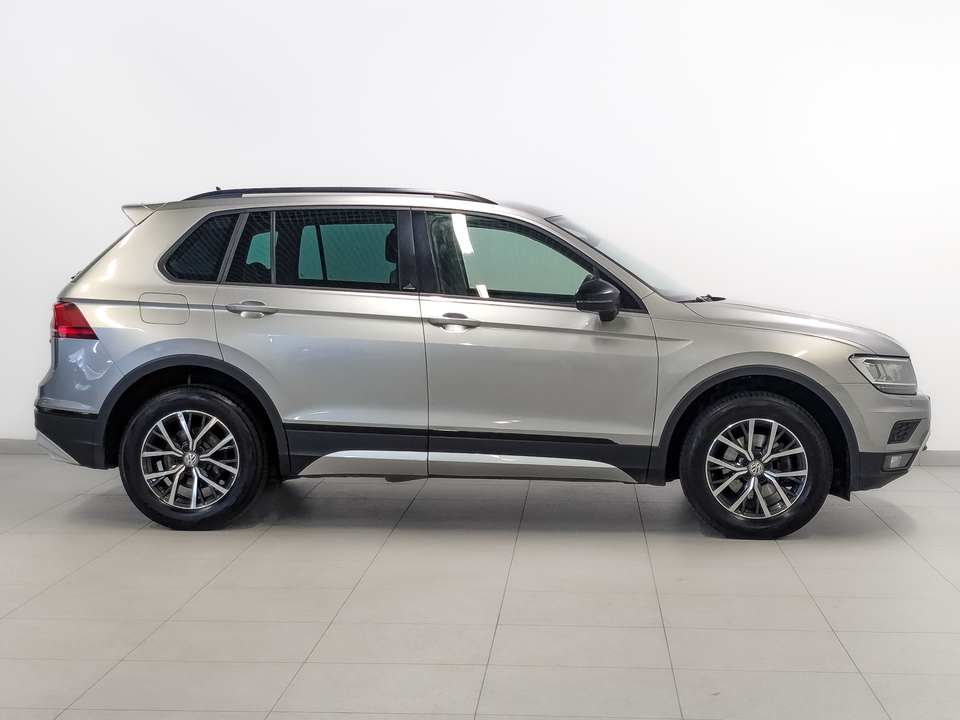 Volkswagen Tiguan 2019 134 997км фото №4