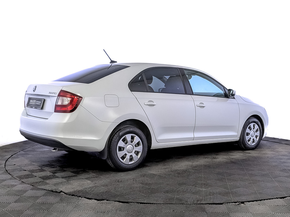 Skoda Rapid 2019 128 043км фото №5