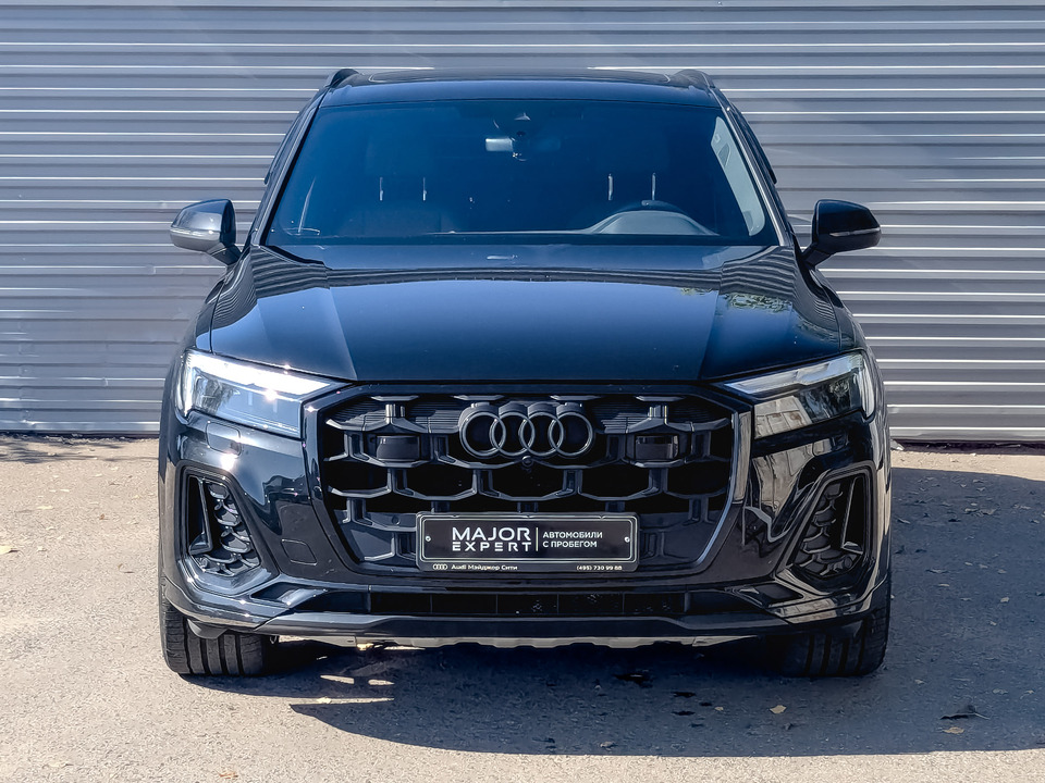 Audi Q7 2024 40 796км фото №2