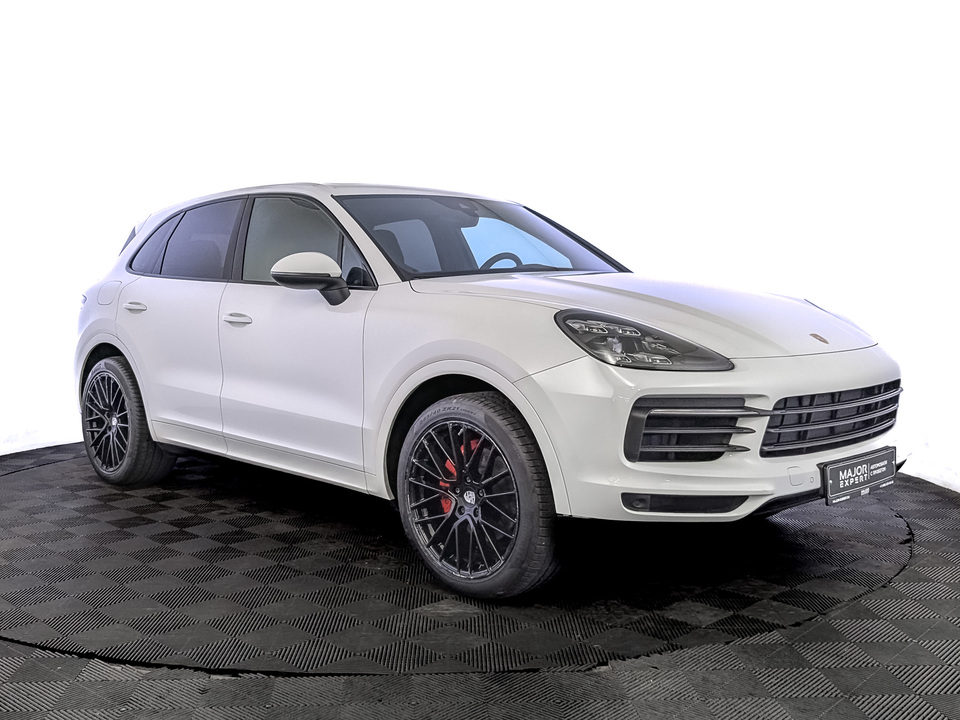 car-card-slide Porsche Cayenne 2021 68 364км фото №3