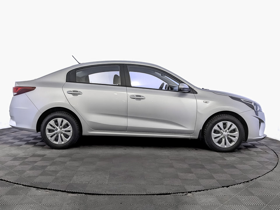 car-card-slide Kia Rio 2021 49 961км фото №4