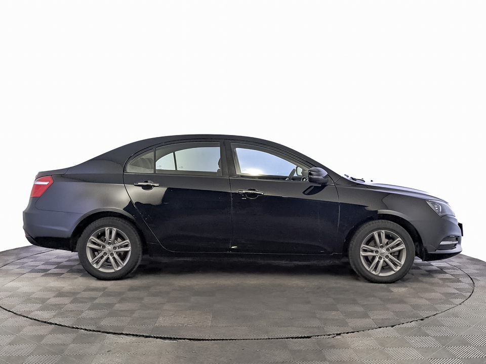 car-card-slide Geely Emgrand 7 2019 55 915км фото №4