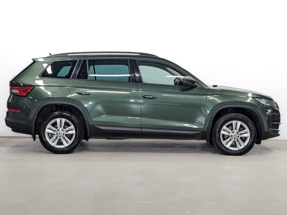 car-card-slide Skoda Kodiaq 2020 99 174км фото №4