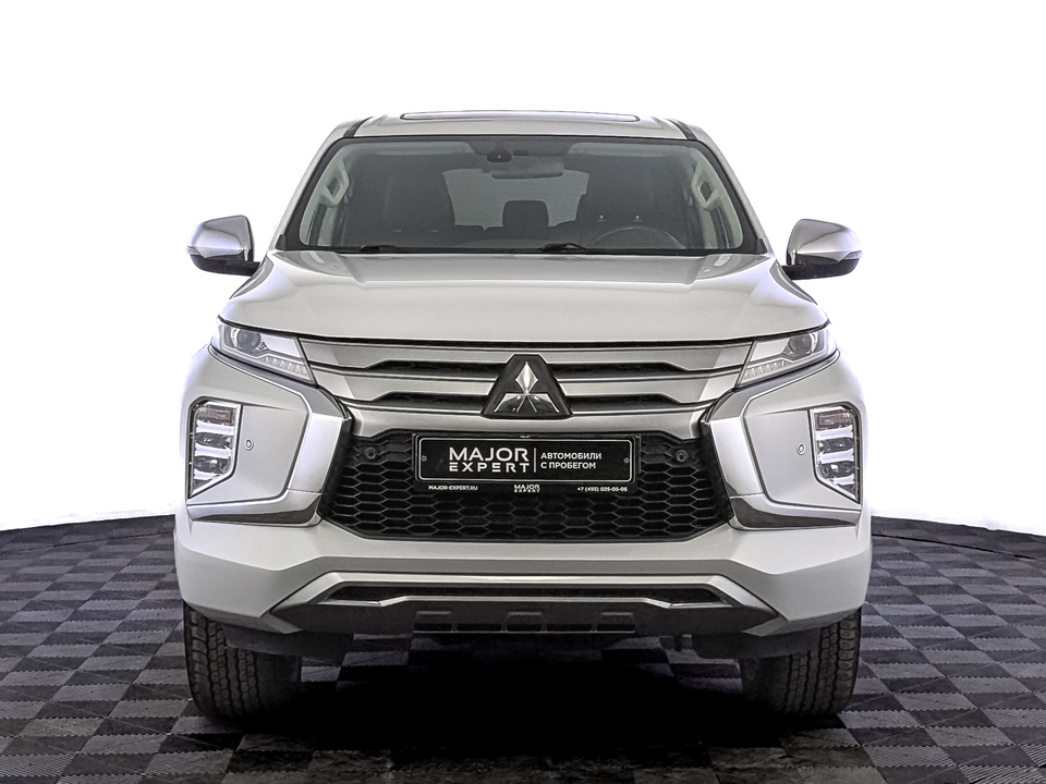 car-card-slide Mitsubishi Pajero Sport 2020 63 023км фото №2