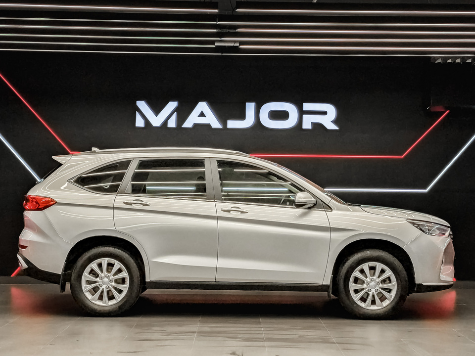 car-card-slide Haval M6 2024 75 000км фото №4
