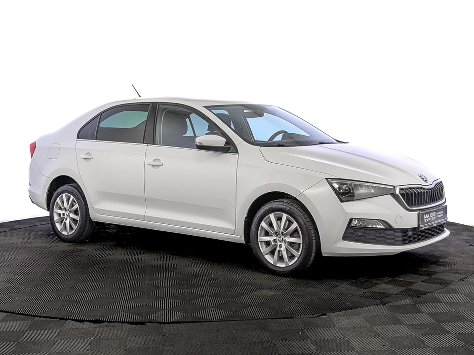 car-card-slide Skoda Rapid II 2022 109 296км фото №3