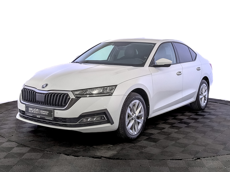 car-card-slide Skoda Octavia 2021 101 847км фото №1