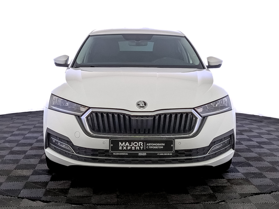 car-card-slide Skoda Octavia 2021 101 847км фото №2