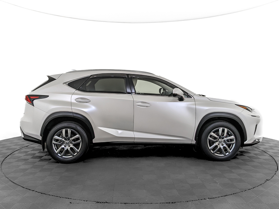 Lexus NX 2019 30 525км фото №4
