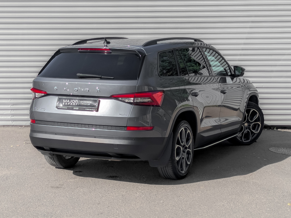 car-card-slide Skoda Kodiaq 2021 139 495км фото №5