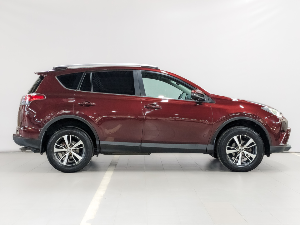 car-card-slide Toyota Rav-4 2017 146 082км фото №4