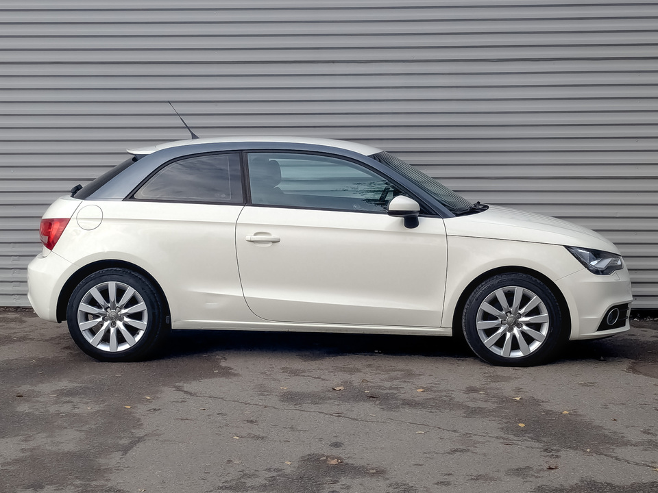 Audi A1 2012 95 101км фото №4