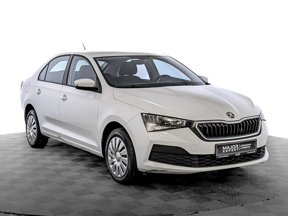 car-card-slide Skoda Rapid II 2022 60 030км фото №3